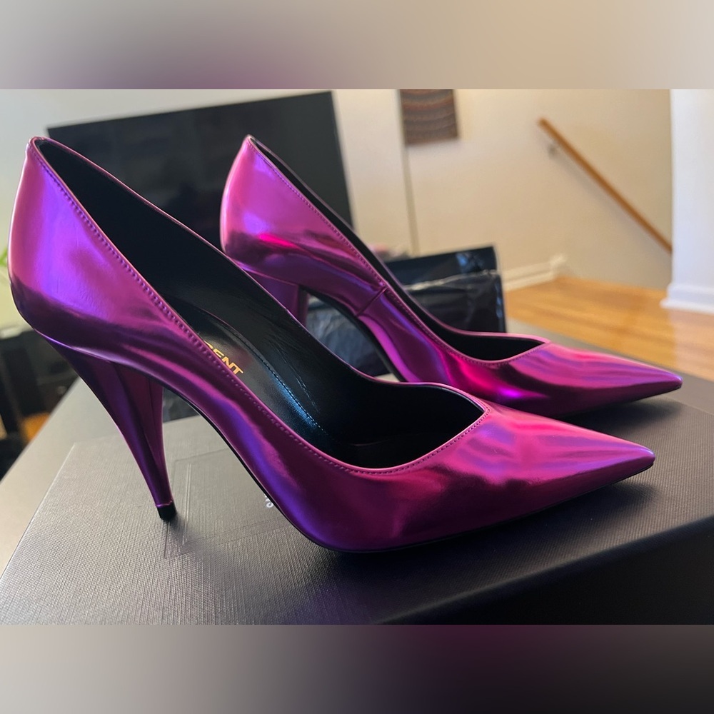 Saint Laurent - Kiki 100 Pump Vitellino Laminato - Picture 8 of 16